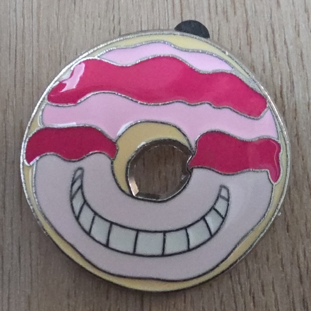 Disney Pin - The Nightmare Before Christmas Donut – Collector Trading Pin